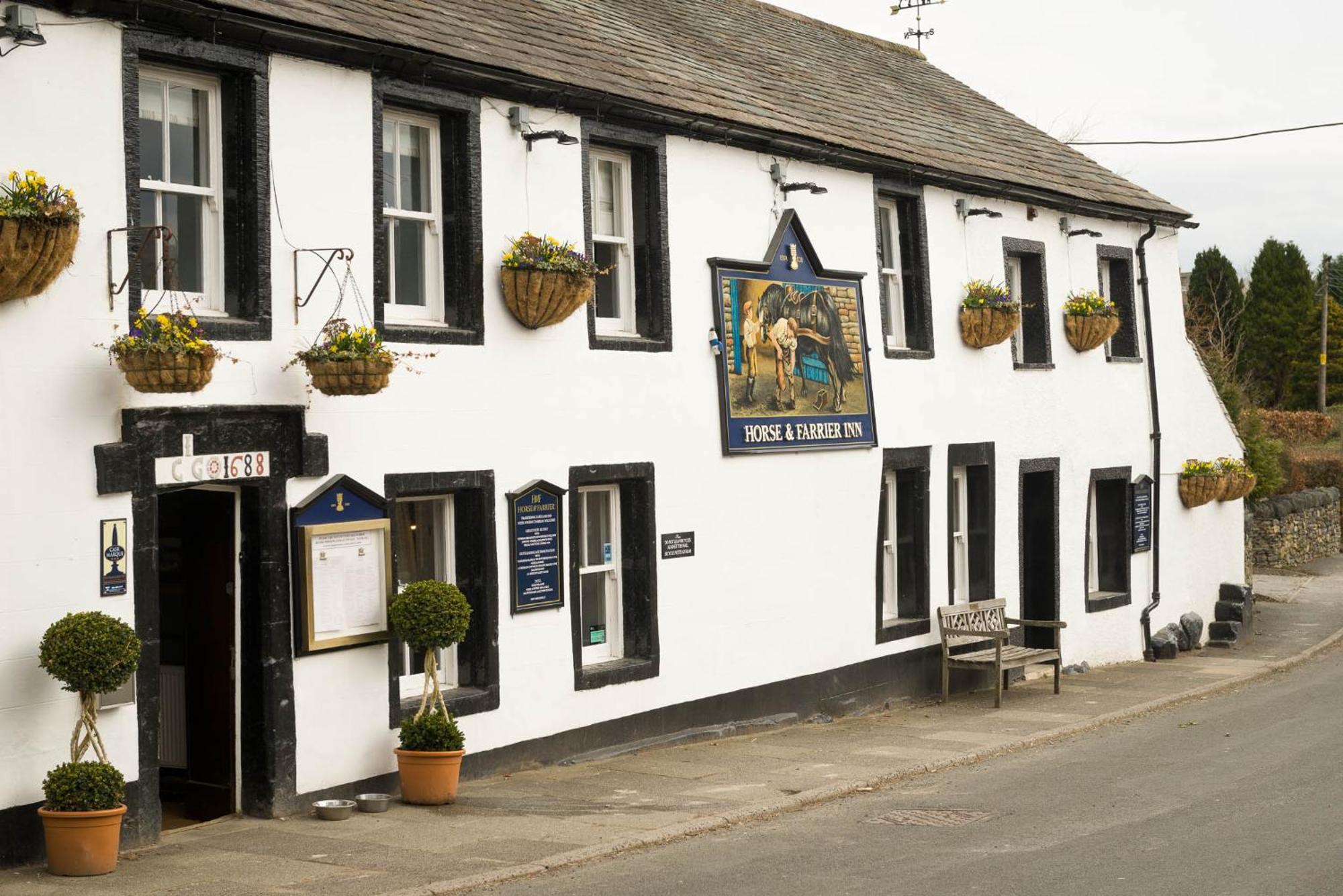 The Horse And Farrier Inn And The Salutation Inn Threlkeld Keswick Exteriör bild