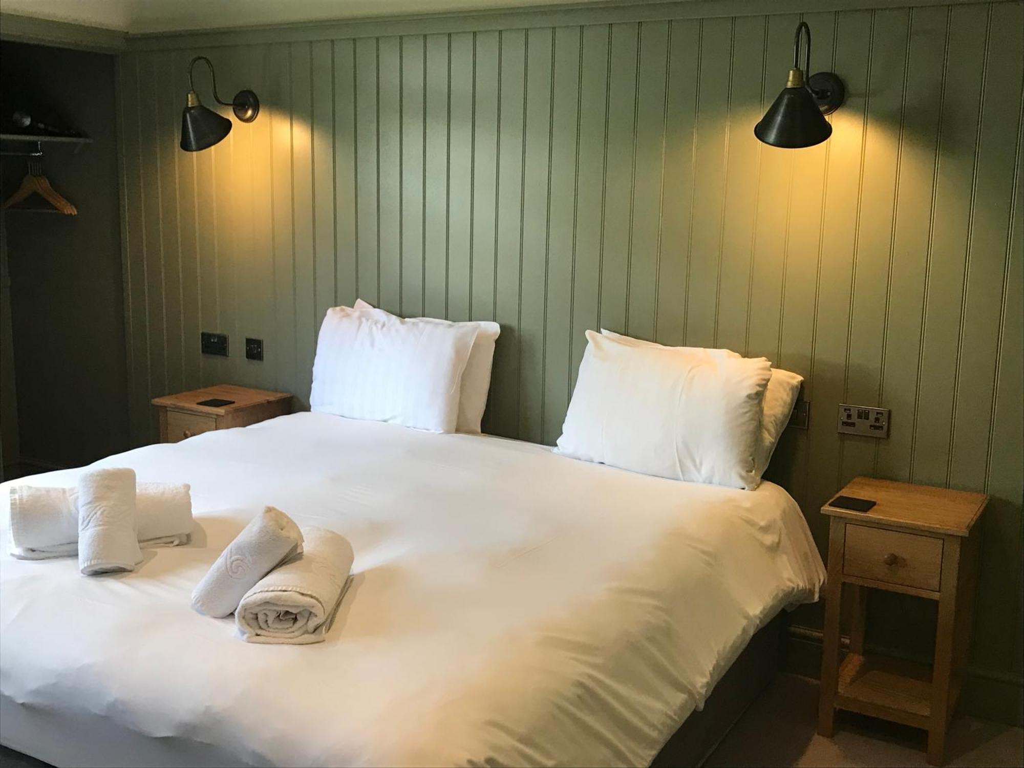 The Horse And Farrier Inn And The Salutation Inn Threlkeld Keswick Exteriör bild