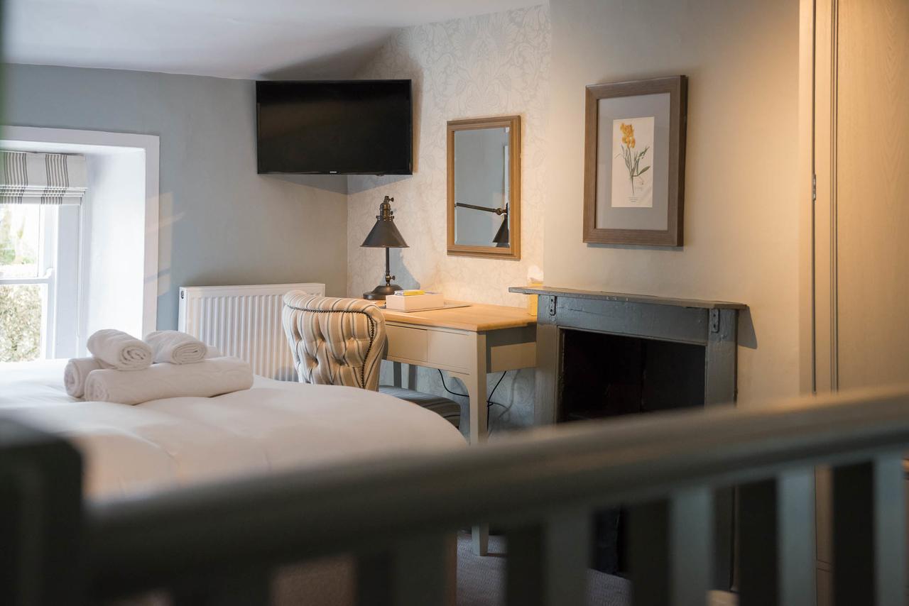 The Horse And Farrier Inn And The Salutation Inn Threlkeld Keswick Exteriör bild