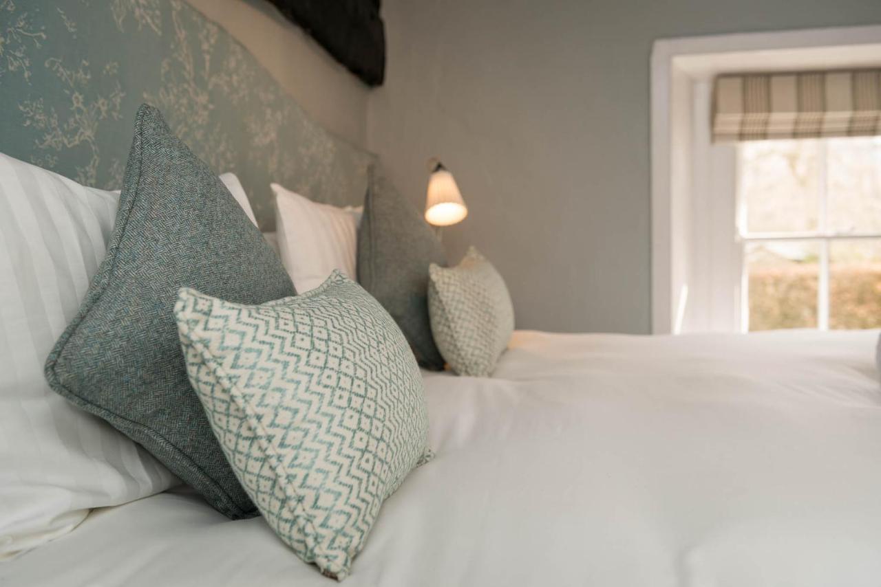 The Horse And Farrier Inn And The Salutation Inn Threlkeld Keswick Exteriör bild