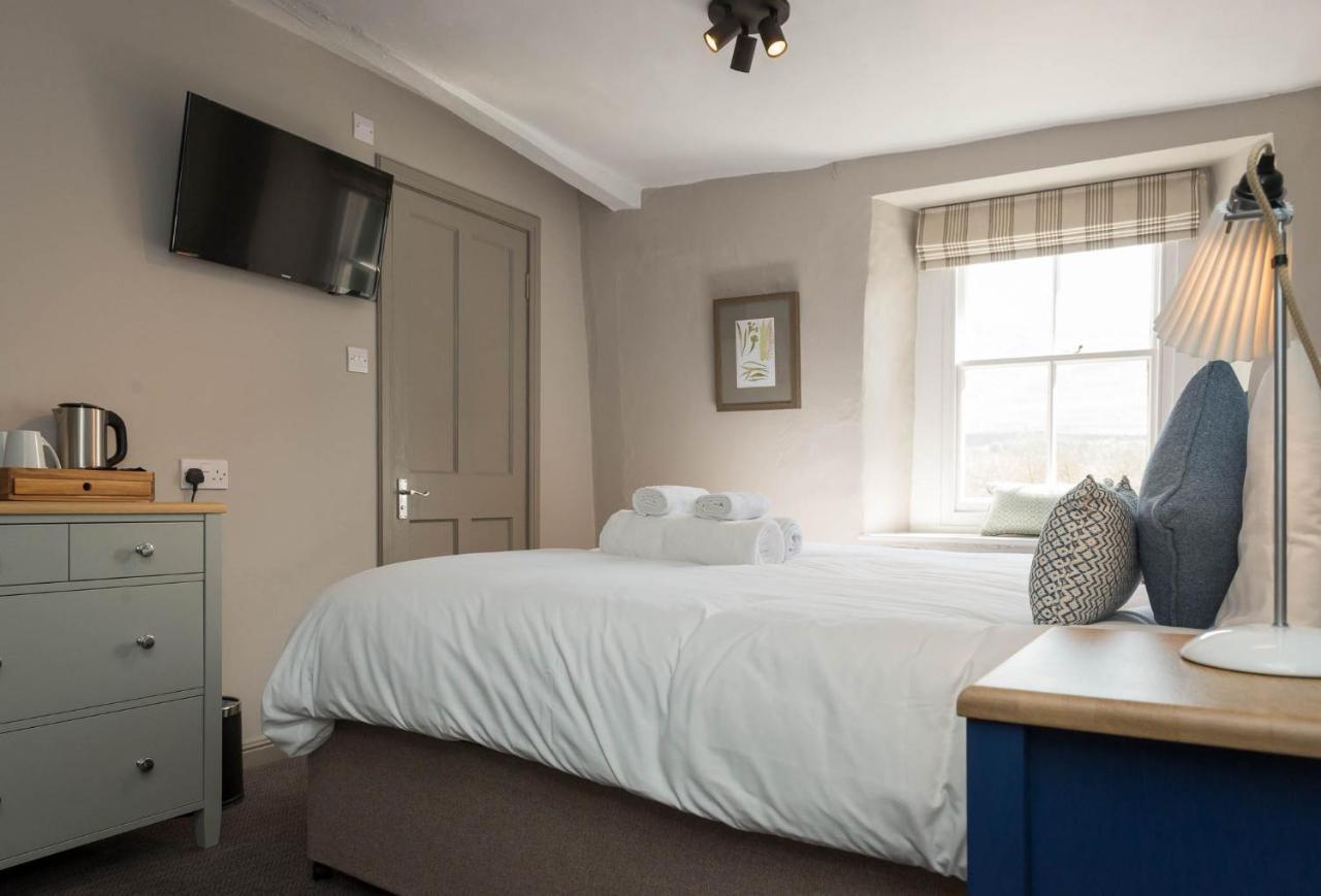 The Horse And Farrier Inn And The Salutation Inn Threlkeld Keswick Exteriör bild